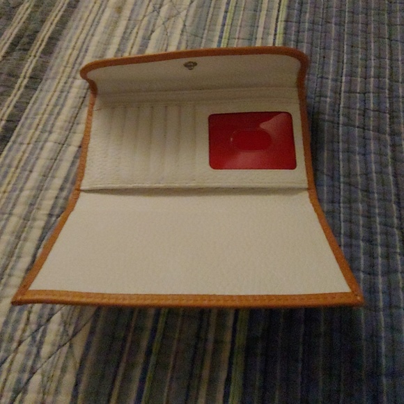 Wallet - Picture 2 of 4